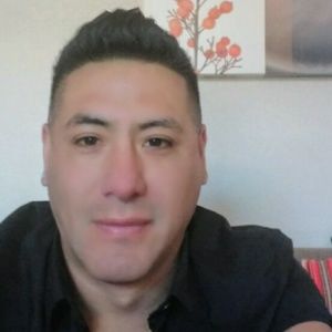 Meet your Posher, Carlos